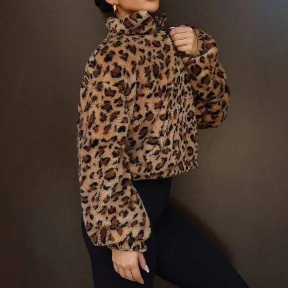Leopard Print Teddy Jacket - Picture 3 of 9
